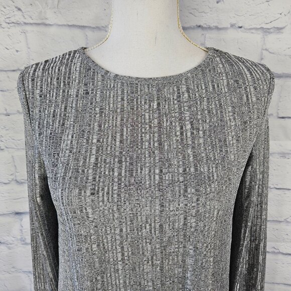 Zara Collection Size Small Gray/Silver Ribbed High-Low Long Sleeve Pullover Top - Picture 2 of 9